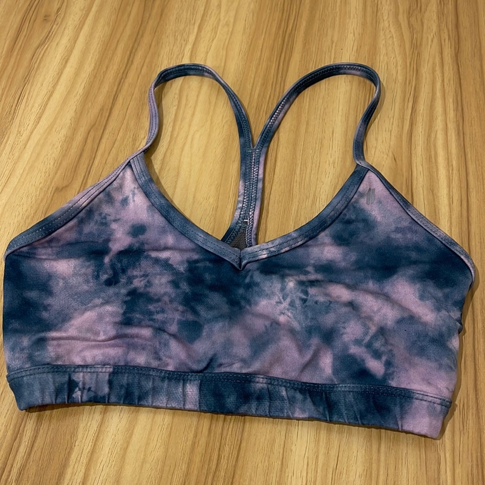 Matte tie dye V-neck NoBull sports bra